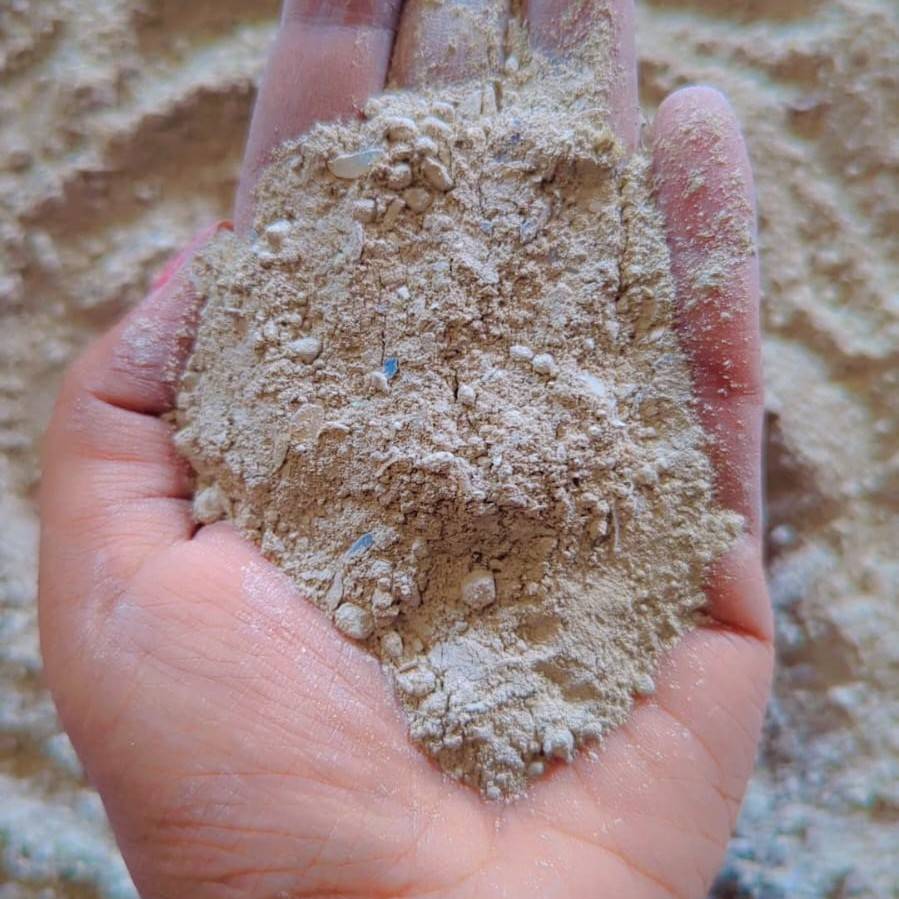 ঝিনুক পাউডার (Oyster Shell Powder)মিনিমাম ৫ কেজি নিতে হবে ।