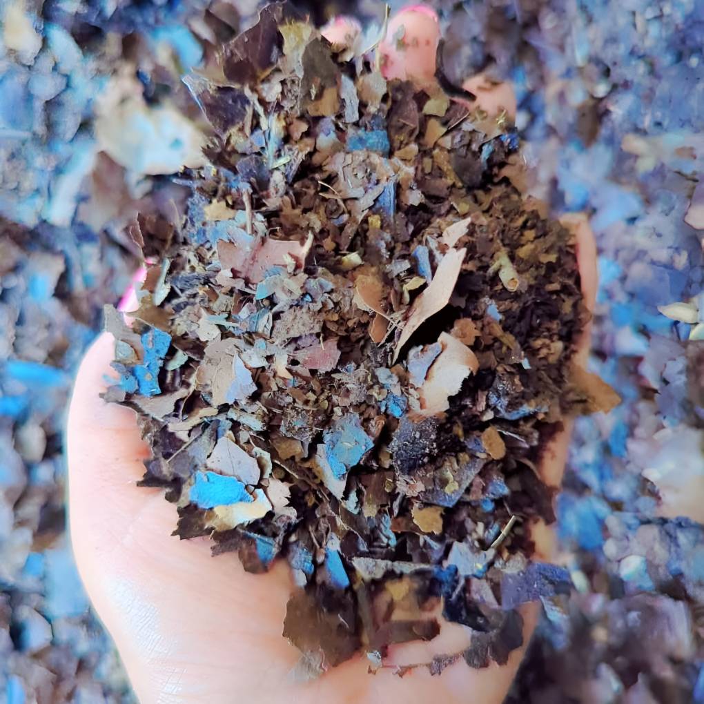 পঁচা পাতা সার কেজি ৯০ টাকা